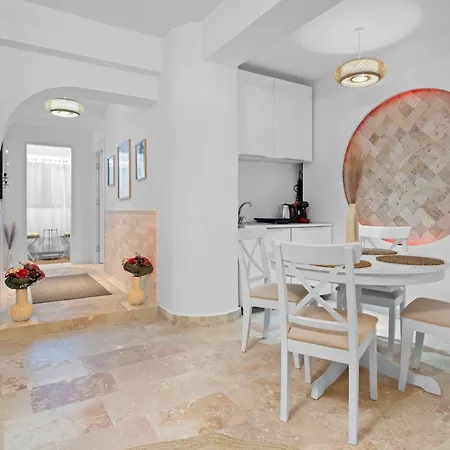 Santorini White Experience Apartment *