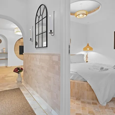 Santorini White Experience *