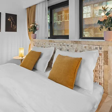 Santorini White Experience * Bukarest