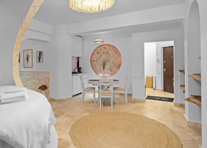 Santorini White Experience Бухарест