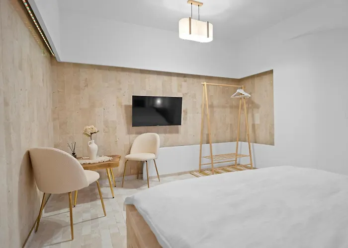 Santorini White Experience Апартаменти *