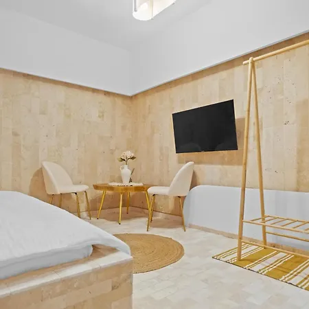 Santorini White Experience Apartment Bukarest