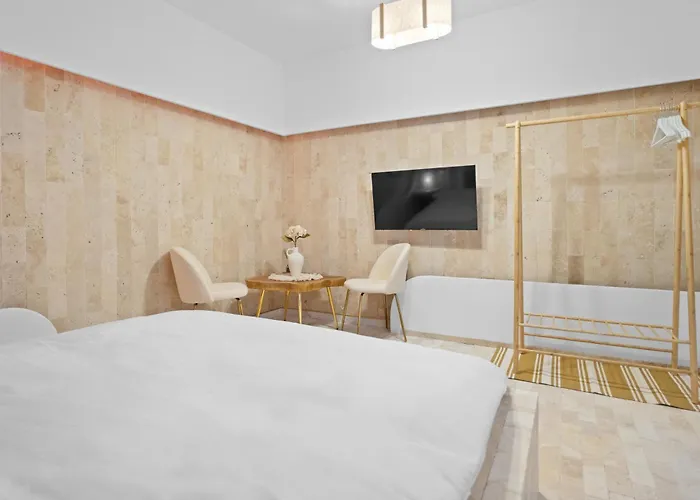 Santorini White Experience * Bukarest