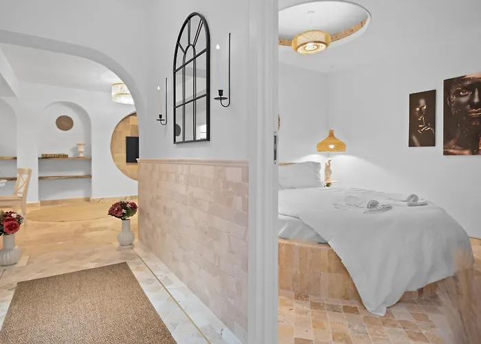 Santorini White Experience *